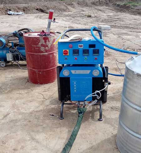 液壓聚脲噴涂機(圖1) Q5200-液壓聚脲噴涂機