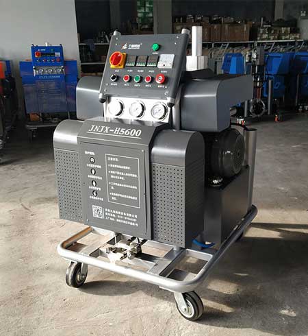 聚脲(圖3) H5600噴涂機聚脲施工視頻截圖