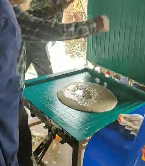 發泡地磚 保溫聚氨酯澆注設備(圖2) 發泡地磚聚氨酯澆注設備施工案例