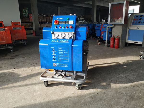小型聚脲噴涂機(圖1) 小型聚脲噴涂機JNJX-H5600